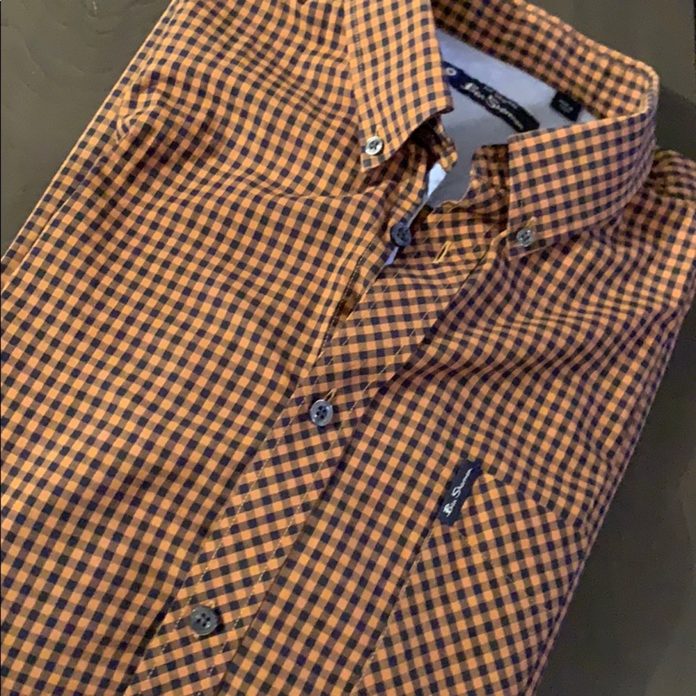 BEN SHERMAN Button Down Shirt. Size X-Large